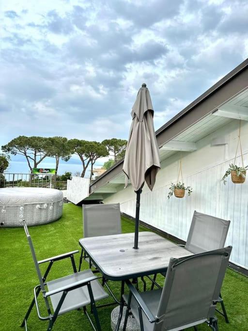 Madai Maua Appartament Desenzano del Garda Buitenkant foto